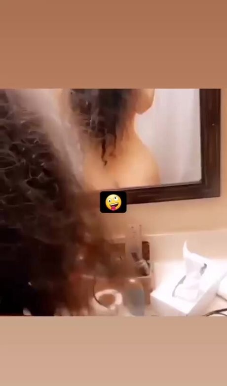 Nacktes geleaktes OnlyFans-Foto von Zhale