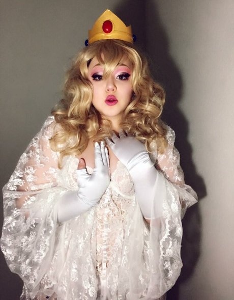 Nacktes geleaktes OnlyFans-Foto von Miss Adrienne Park