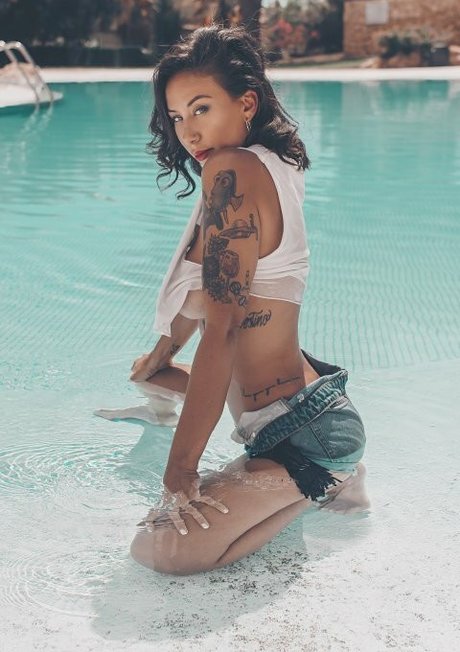 Nacktes geleaktes OnlyFans-Foto von Latiguerita