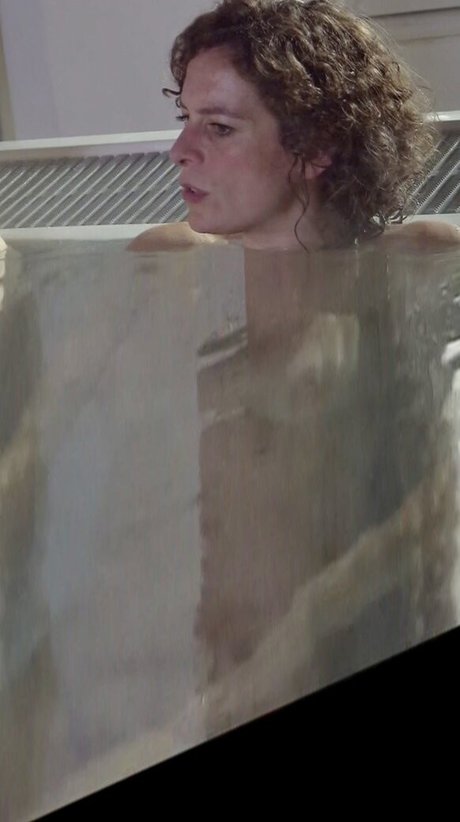 Alex Polizzi