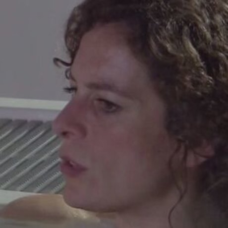Nacktes geleaktes OnlyFans-Foto von Alex Polizzi
