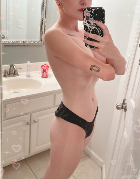 Nacktes geleaktes OnlyFans-Foto von M Blackburn