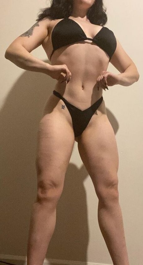 Nacktes geleaktes OnlyFans-Foto von Amber The Valkyrie