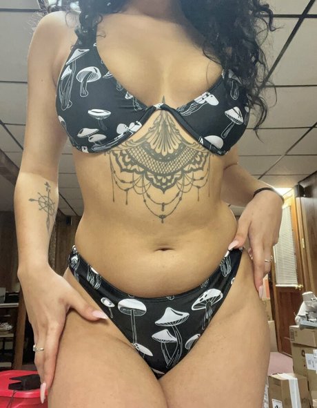 Nacktes geleaktes OnlyFans-Foto von Smolbird94
