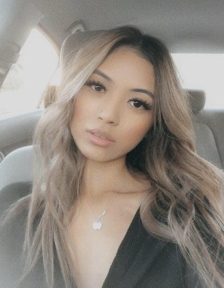 Nacktes geleaktes OnlyFans-Foto von Crybabyiris