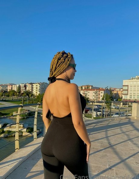Nacktes geleaktes OnlyFans-Foto von Sinooo666