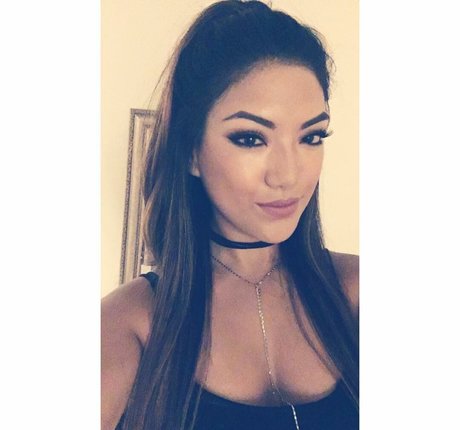 Janelle Ha