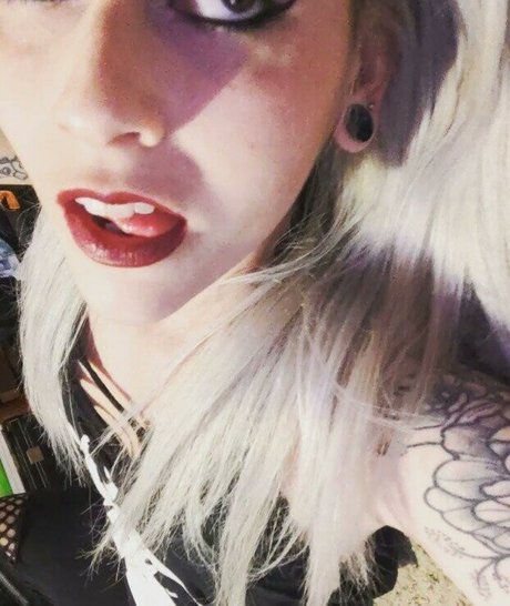 Nacktes geleaktes OnlyFans-Foto von Sleepyriver