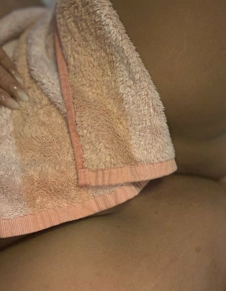 Nacktes geleaktes OnlyFans-Foto von Calita Sweetz