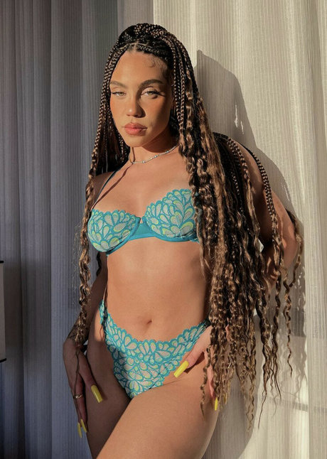 Makayla London
