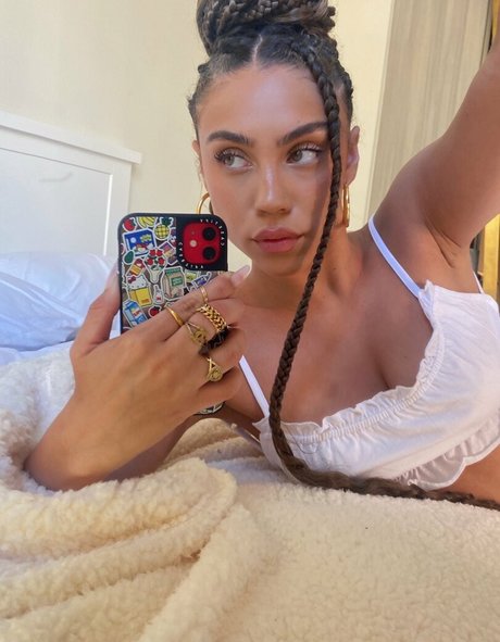 Makayla London