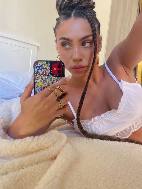 Makayla London