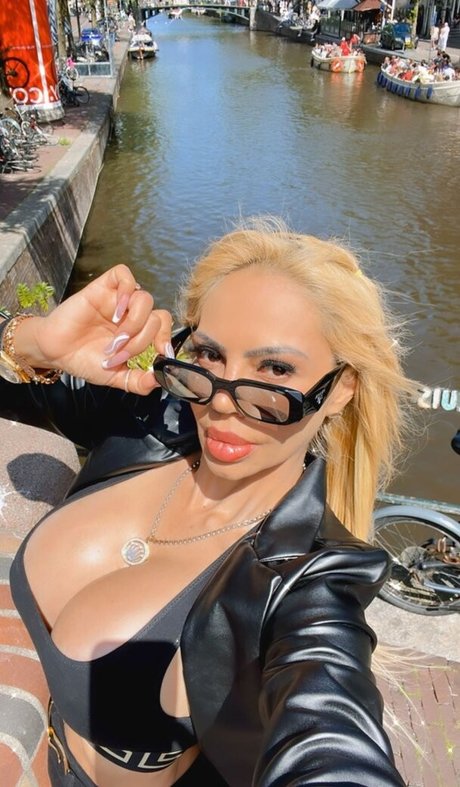 Nacktes geleaktes OnlyFans-Foto von Alexa Mena