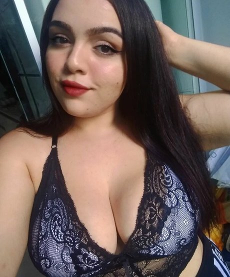 Nacktes geleaktes OnlyFans-Foto von Danis Danielle Azevedo