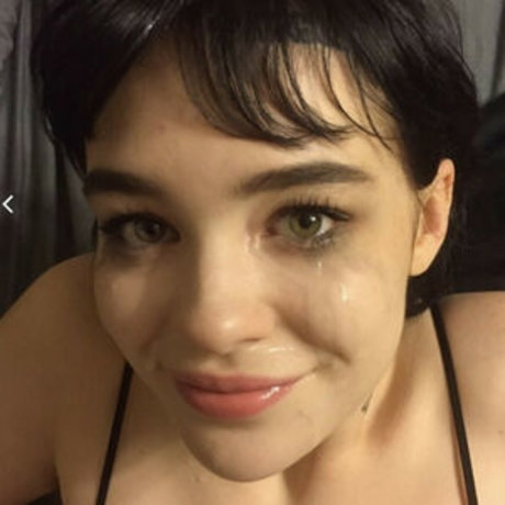 Nacktes geleaktes OnlyFans-Foto von Vivadrag