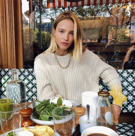 Sasha Luss