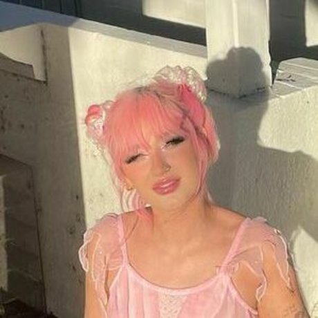 Nacktes geleaktes OnlyFans-Foto von Peachprc