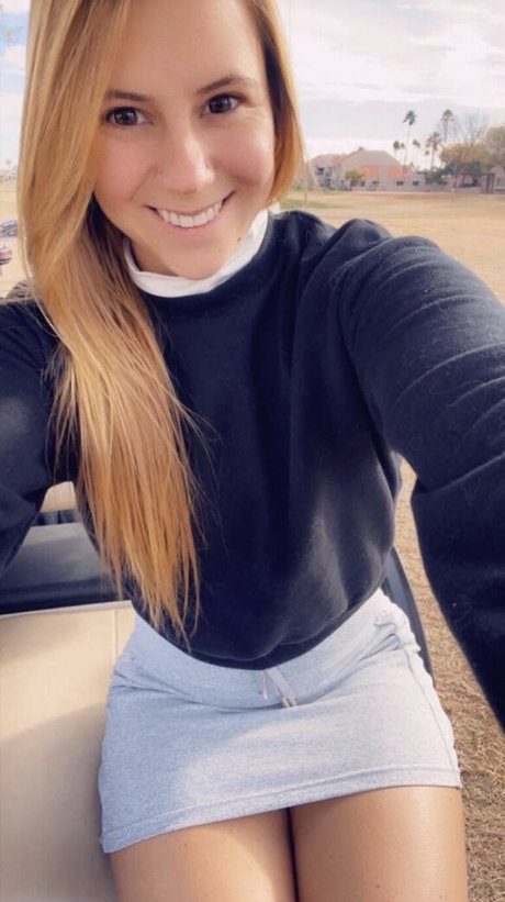 Nacktes geleaktes OnlyFans-Foto von Adventurebare