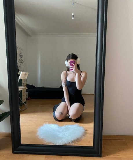 Nacktes geleaktes OnlyFans-Foto von Derin4y