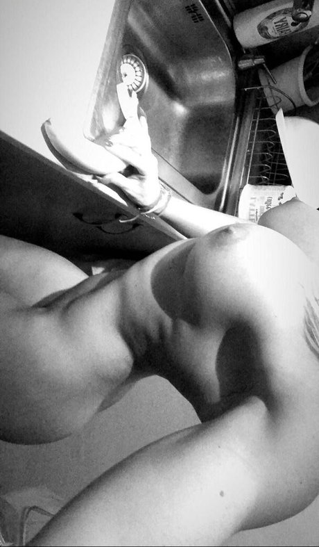 Nacktes geleaktes OnlyFans-Foto von Daniela Blazheva