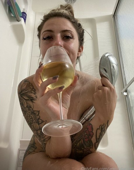 Nacktes geleaktes OnlyFans-Foto von Angdollarsign