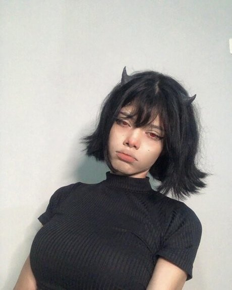 Nacktes geleaktes OnlyFans-Foto von Mikaccr