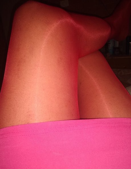 Nacktes geleaktes OnlyFans-Foto von Mariam Ariday