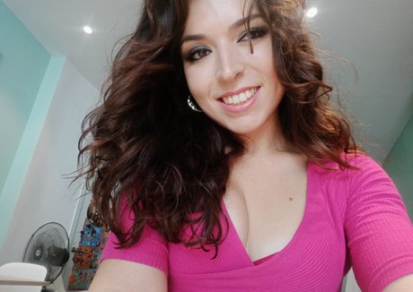 Nacktes geleaktes OnlyFans-Foto von Vibes Victory