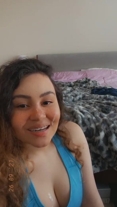 Nacktes geleaktes OnlyFans-Foto von Pndornyxie