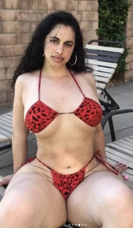 Nacktes geleaktes OnlyFans-Foto von Razan Shihadeh