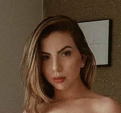 Victoria Araujo