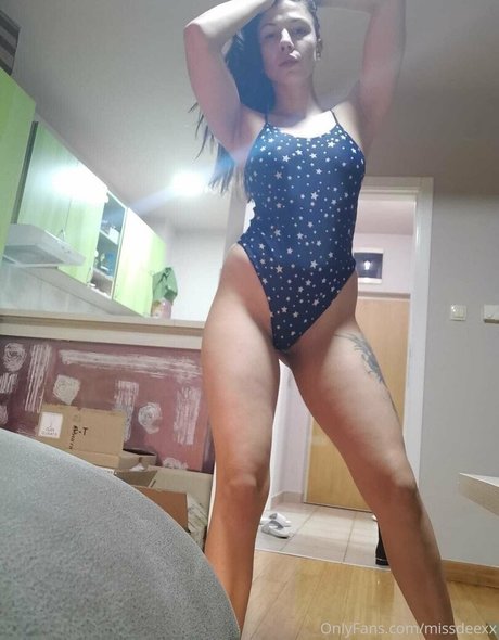 Nacktes geleaktes OnlyFans-Foto von Younghotwife25
