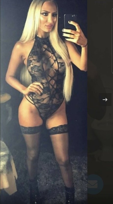 Blondedoll