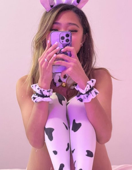 Nacktes geleaktes OnlyFans-Foto von Nursenaneki
