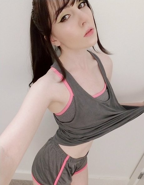 Nacktes geleaktes OnlyFans-Foto von Foxxit