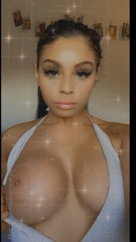 Nacktes geleaktes OnlyFans-Foto von Morainemarley