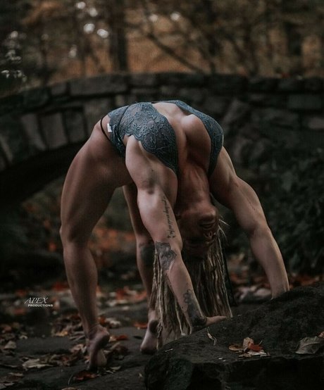 Nacktes geleaktes OnlyFans-Foto von Mel With The Dreads