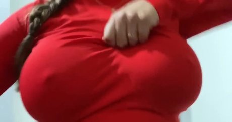 Nacktes geleaktes OnlyFans-Foto von Arigameplay