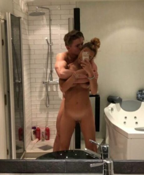 Nacktes geleaktes OnlyFans-Foto von Cein Bizet