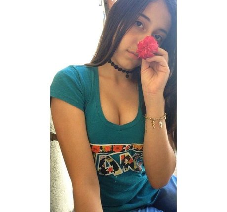 Nacktes geleaktes OnlyFans-Foto von Nelly Salgado