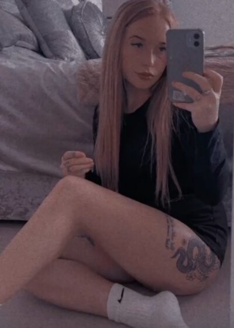 Nacktes geleaktes OnlyFans-Foto von Karina Williamson
