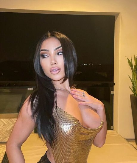 Nacktes geleaktes OnlyFans-Foto von Raquel Symons