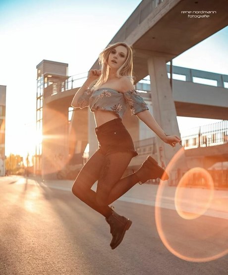 Nacktes geleaktes OnlyFans-Foto von Rainbowf0x