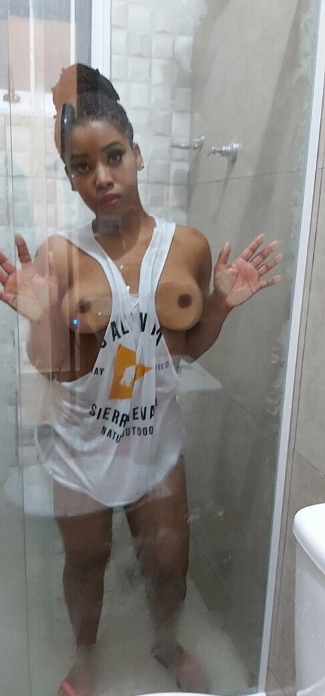 Nacktes geleaktes OnlyFans-Foto von Baby Costa