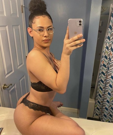 Nacktes geleaktes OnlyFans-Foto von Thickdiamondd