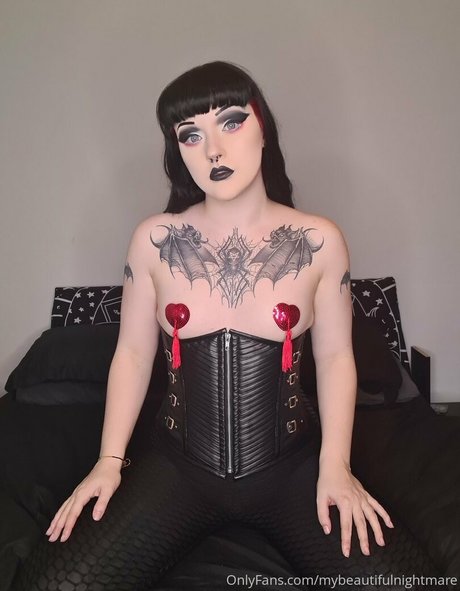 Nacktes geleaktes OnlyFans-Foto von Mybeautifulnightmare