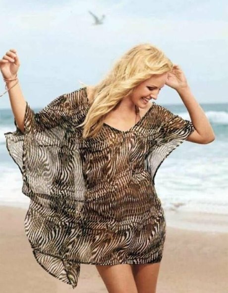 Nacktes geleaktes OnlyFans-Foto von Malin Akerman