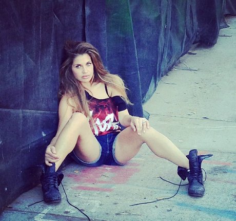 Nacktes geleaktes OnlyFans-Foto von Danielle Fishel