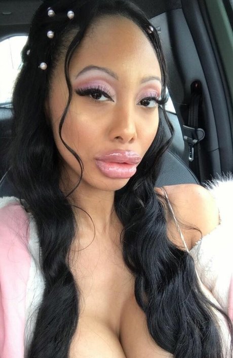 Nacktes geleaktes OnlyFans-Foto von Ruby Sunset