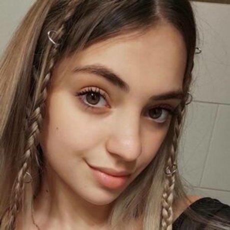 Monica0103